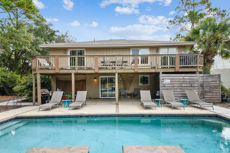 A Hilton Head vacation rental with a private, heatable pool